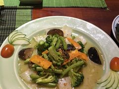 -Lam Vien Restaurant