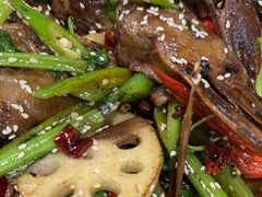 -指爱龙虾(金杨路总店)