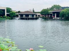 -上海怡沁园度假酒店