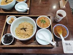 -蟹上黄·蟹黄面·江南糖水(人民广场店)