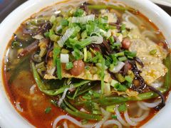 -水平有限螺蛳粉(宏达大厦店)