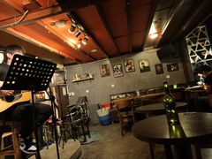 -南锣鼓巷吉他吧(鼓楼店)