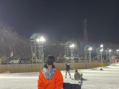 -采薇庄园四季滑雪场