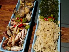 醉蟹钳-八月美食小馆(银泰城总店)