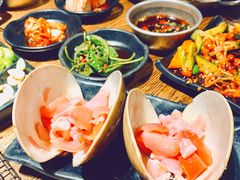 -鑫釜山海鲜烧烤(鑫丰国际店)