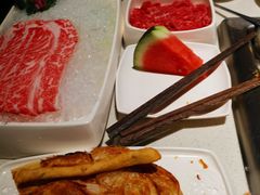 -海底捞火锅鲜切牛肉主题店(长寿路店)