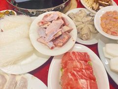 -花苑美食横琴生蚝火锅(拱北粤华路店)