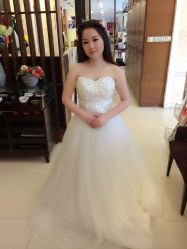 -上花轿婚纱摄影