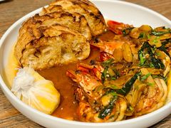 -ROAST coffee & eatery