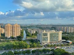 -上海虹桥西郊假日酒店