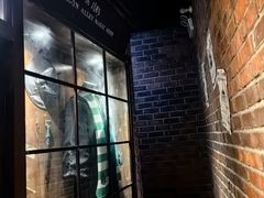 -逃脱反斗城沉浸剧情密室(阳光新业中心店)