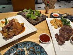 -LENBACH兰巴赫西餐啤酒坊(大连东港店)