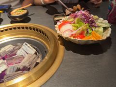 -铭牛烧肉·和牛海鲜自助(高新月牙湖店)
