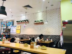 大堂-西粉堂新疆米粉(朝外店)