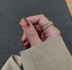 -悦指间美甲美睫