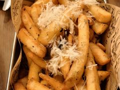 松露薯条-IL TEATRO 精品意大利餐厅