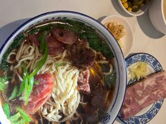 -镇南锅盖面馆(解放路店)