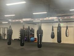 -FIGHTMAN格斗俱乐部(长宁临空店)