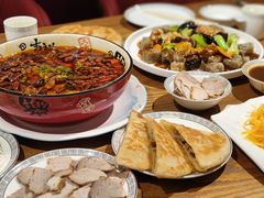 -李连贵酒家熏肉大饼(昆明街店)