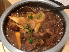石锅山药焖牛腩-九毛九西北菜(茂名东汇城店)