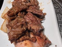 -萨拉伯尔(燕莎友谊商城店)