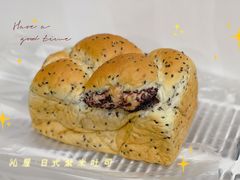 -沁屋面包店(人民东路店)