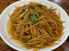 酸辣土豆丝-凡老头米线砂锅(古荡新村西粮站)