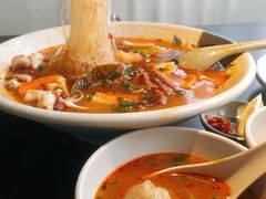 -大头虾越式风味餐厅(光明广场店)