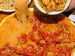 -李双猪·小龙虾·烧烤·羊肉煲(乐山店)