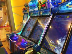 -汤姆熊欢乐世界(红博会展购物广场店)