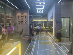 -VLines耀能运动24小时·月付制健身(京广桥店)