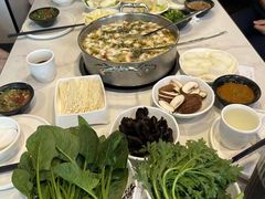 -德林酸菜鱼火锅(南丹店)