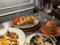 -LESCEDARS Brasserie Bistro香柏树