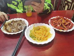 -金杨拉面王小吃面馆·牛三宝面·红烧牛肉粉