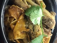 姜母鸭-亚忠小吃店(曾厝垵店)