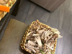 -湊湊火锅·茶憩(打浦桥日月光店)