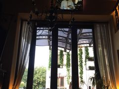 -Casa Nova
