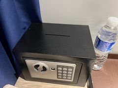 -柏曼酒店(广州长隆旅游度假区汉溪长隆地铁站店)