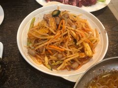 -韩风烤牛肉冷面店
