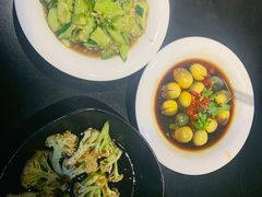 -西街夜油条·麻团包乌饭