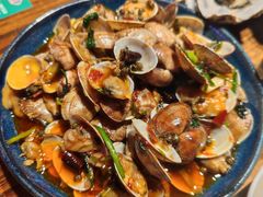 -蚝堡海鲜·威海菜·海肠捞饭·烧烤·亚洲吃蚝公司(幸福门店)