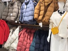 -优衣库(重庆星光时代广场店)