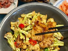 -乔家小院•非遗驴肉•本地小海鲜(滨河路店)