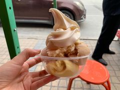 -古老冰山特色冰淇淋店(艾提尕尔店)