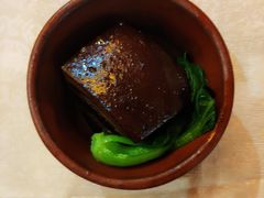 -楼外楼·停车场