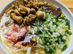 -文山荷鲜居(翠湖店)