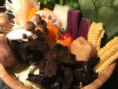 -湊湊火锅·茶憩(新中关购物中心店)