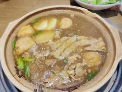 -蔡婶牛腩牛杂煲(长安万科店)