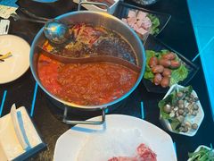 -唯爱KTV聚会餐厅(仙林东城汇店)