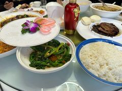 -鼎记酒楼(雁南一路店)